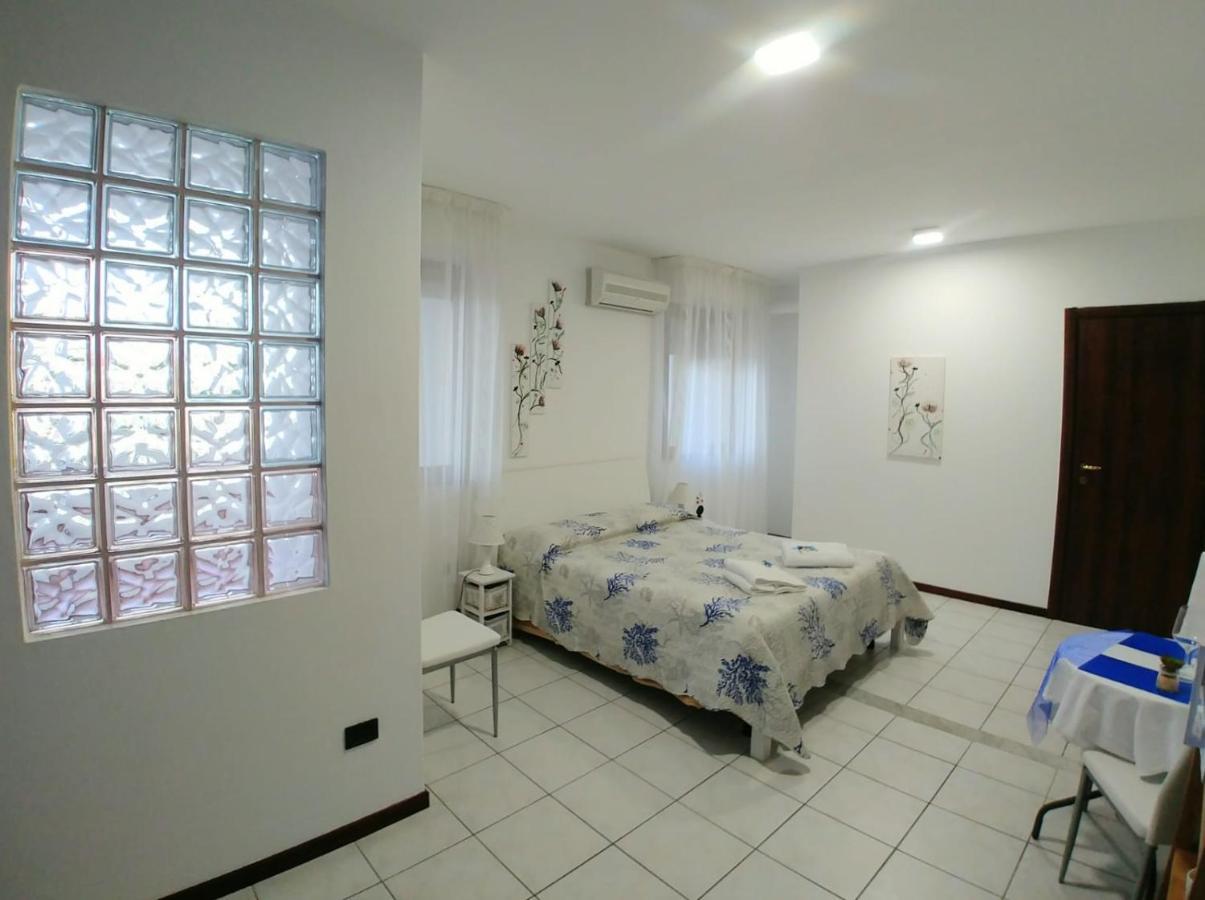 1 2 3 Stella Bed & Breakfast Алгеро Екстериор снимка